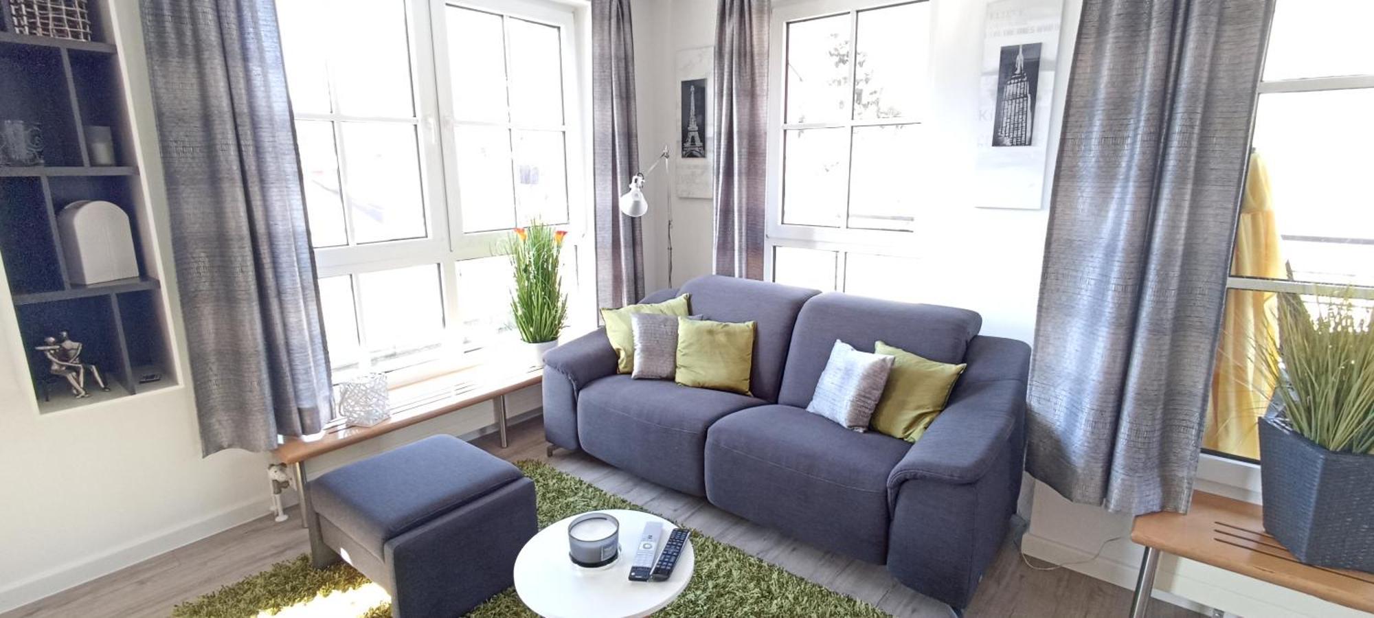 Grosszuegiges Helles Penthouse -Komplette Etage- Mit Balkon Und Stellplatz In Ruhiger Lage Kulmbach Exterior foto